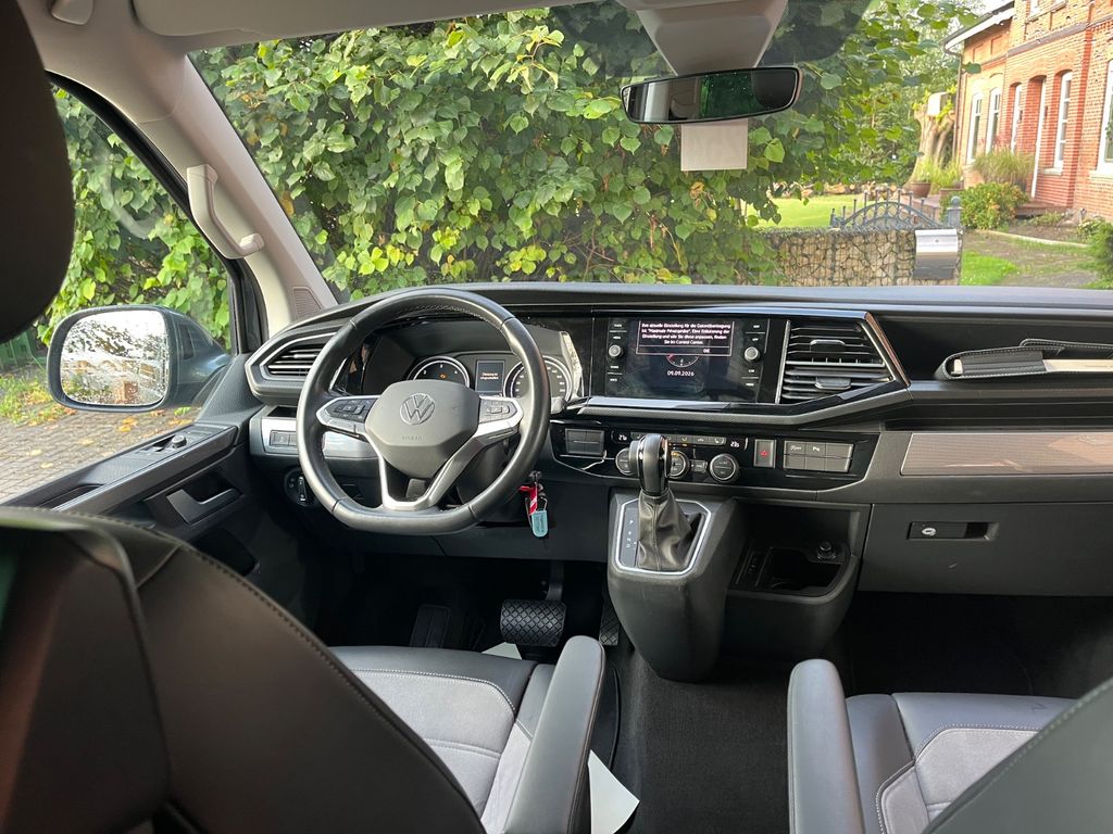 Volkswagen T6 MULTIVAN 2022 г. Серый, пробег 56565 км