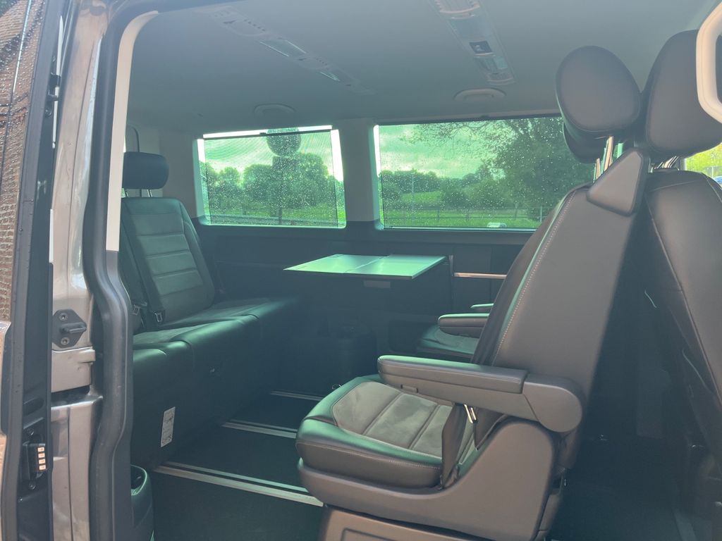 Volkswagen T6 MULTIVAN 2022 г. Серый, пробег 56565 км