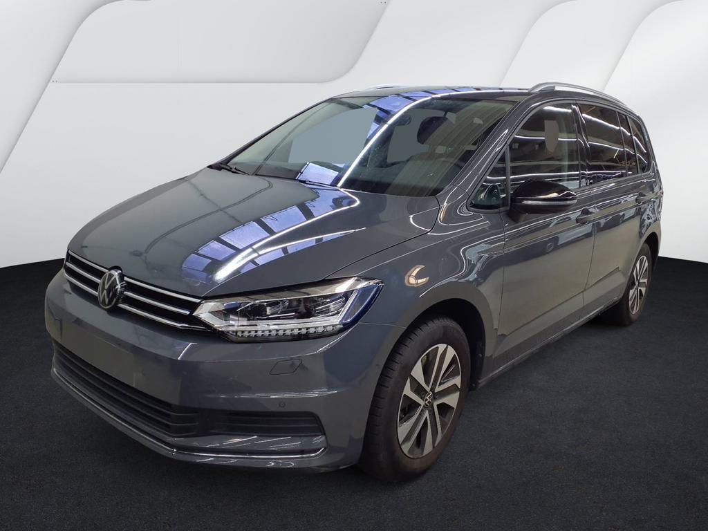 Volkswagen Touran 2026 г. Серый, пробег 25600 км