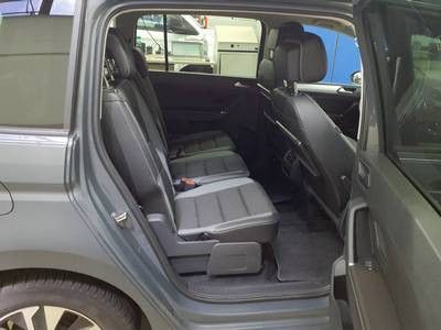 Volkswagen Touran 2026 г. Серый, пробег 25600 км