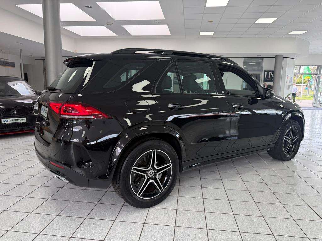 Mercedes-Benz GLE 300 2023 г. Чёрный, пробег 46400 км