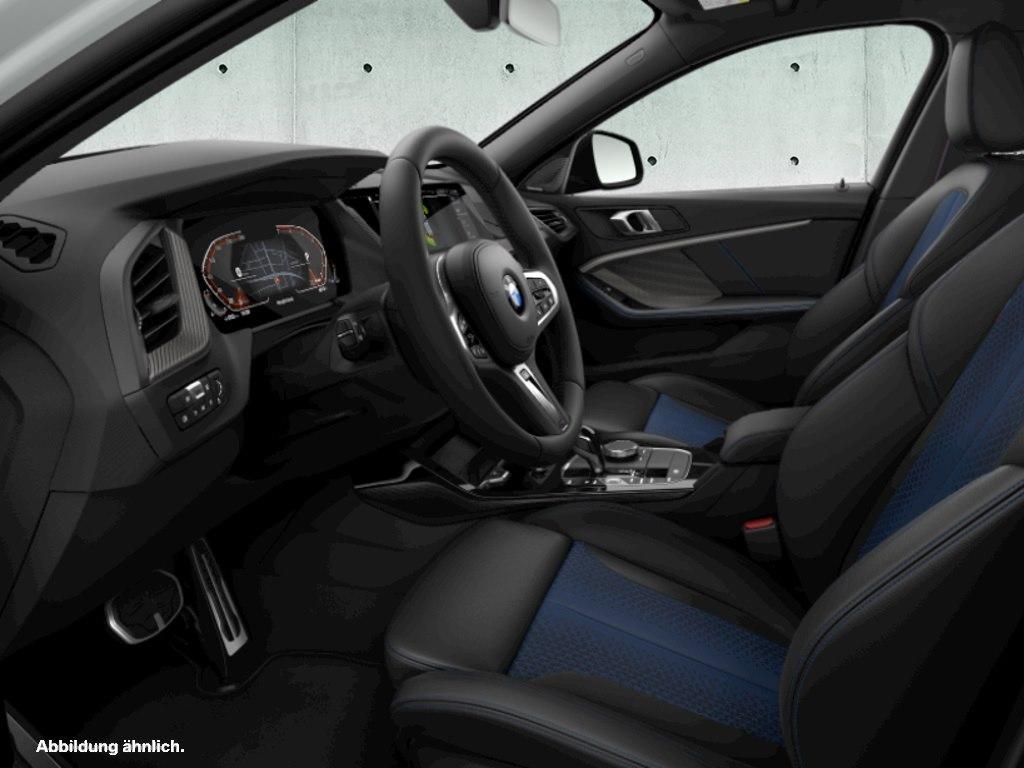 BMW 118 2023 г. Серый, пробег 39438 км