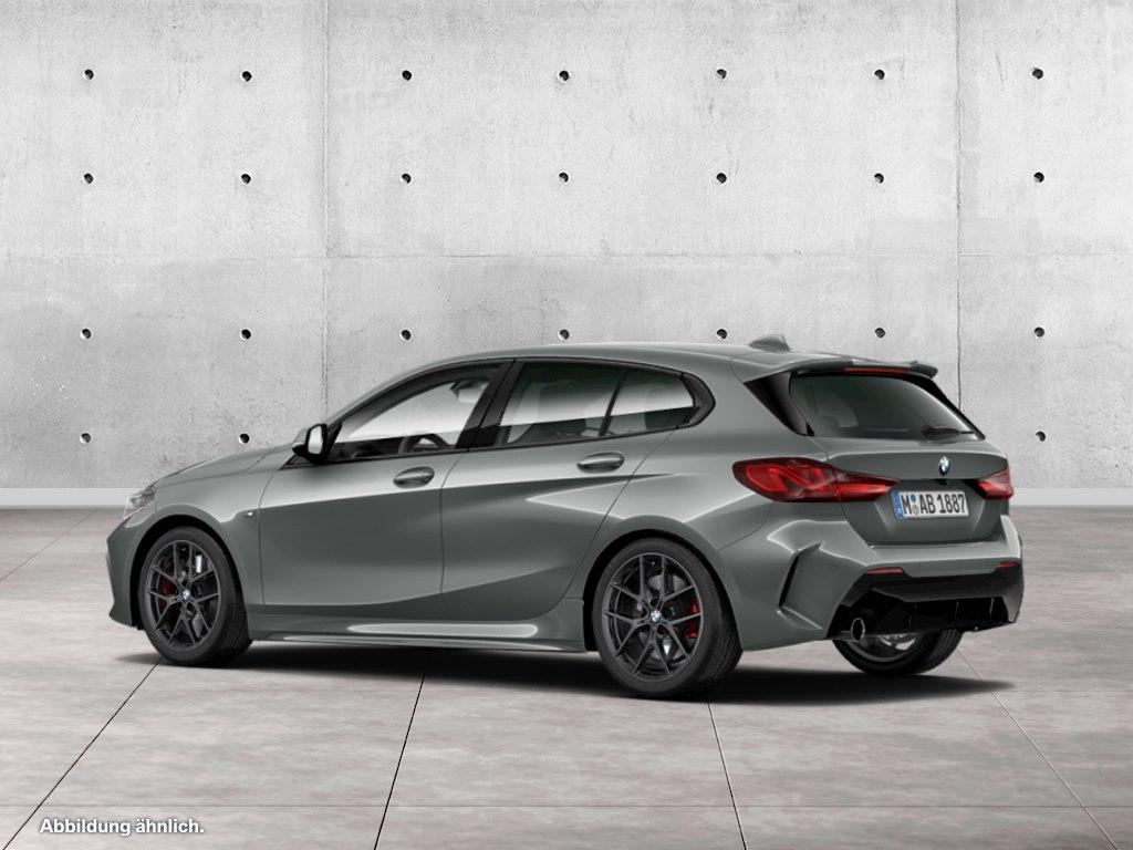 BMW 118 2023 г. Серый, пробег 39438 км
