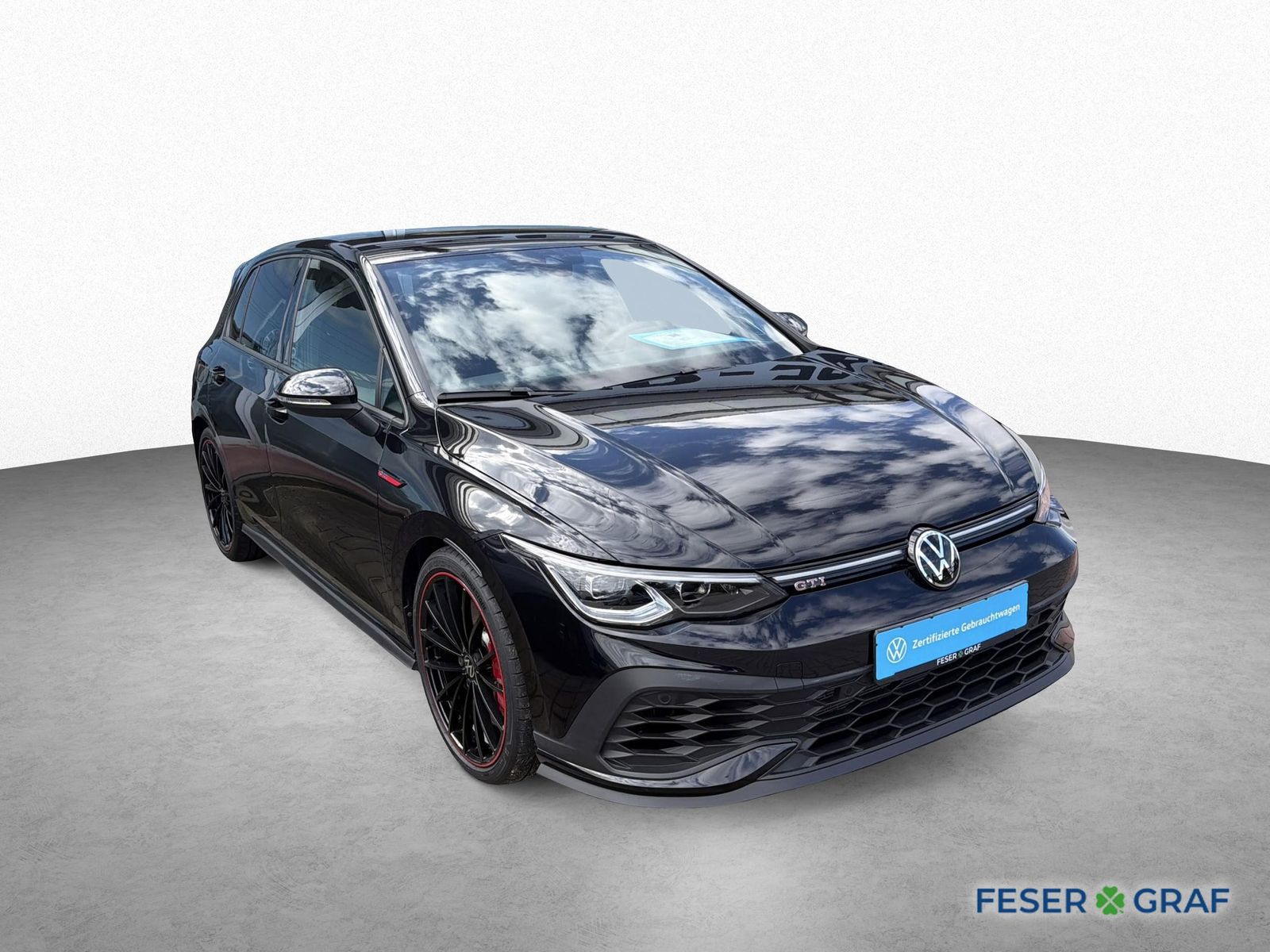 Volkswagen Golf 2023 г. Чёрный, пробег 48500 км
