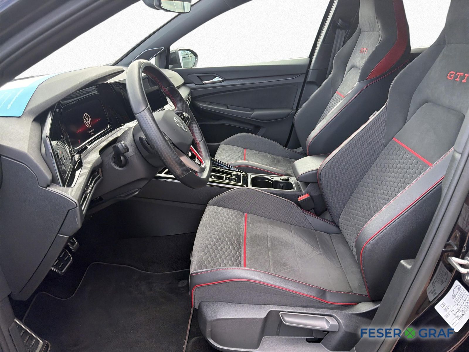 Volkswagen Golf 2023 г. Чёрный, пробег 48500 км