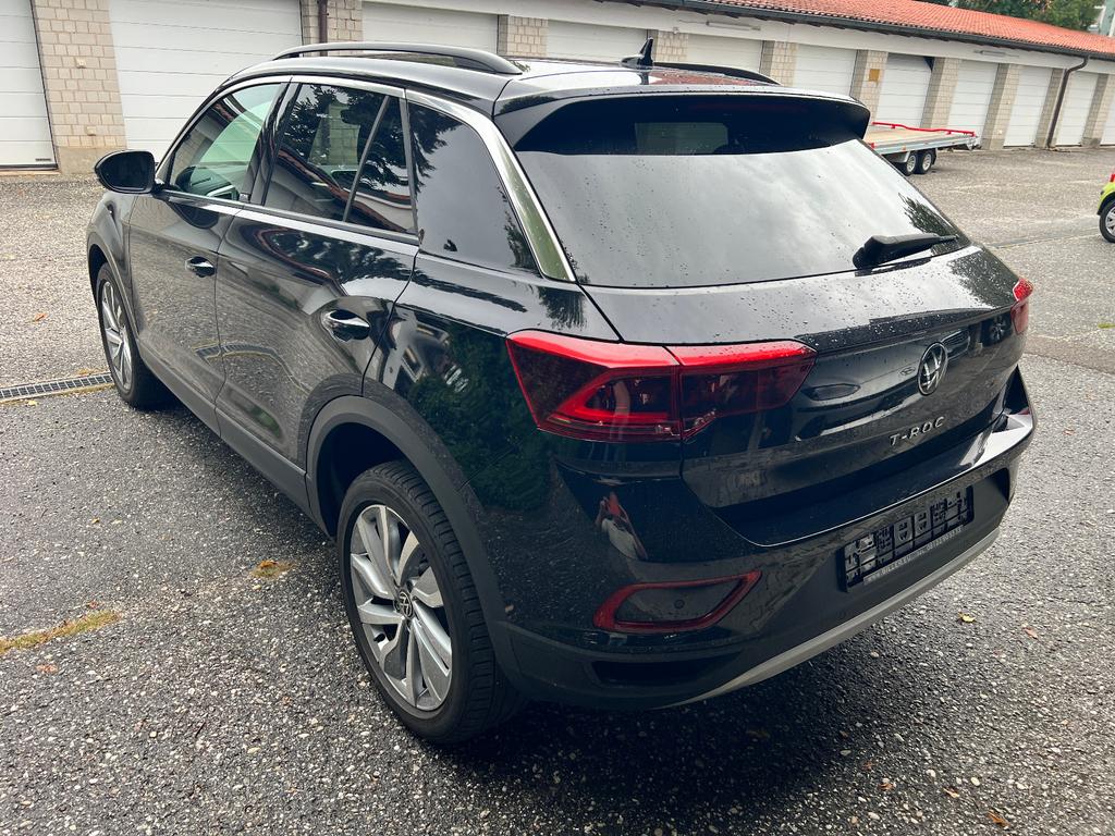 Volkswagen T-Roc 2023 г. Чёрный, пробег 56961 км