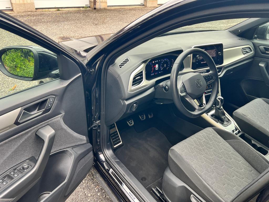 Volkswagen T-Roc 2023 г. Чёрный, пробег 56961 км
