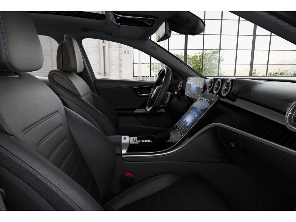 Mercedes-Benz C 300 2022 г. Серебристый, пробег 42734 км