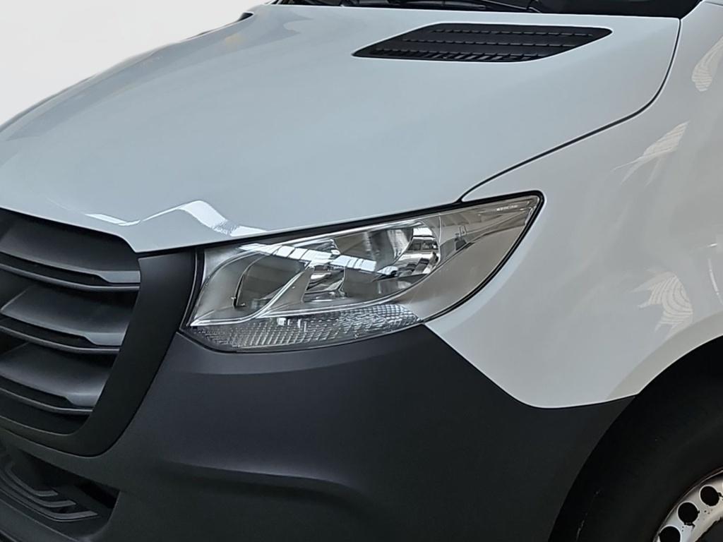 Mercedes-Benz SPRINTER 2025 г. Белый, пробег 57200 км