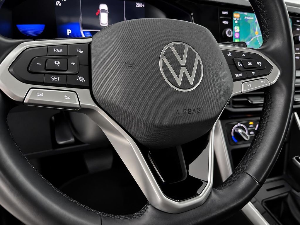 Volkswagen Taigo 2024 г. Серый, пробег 35000 км
