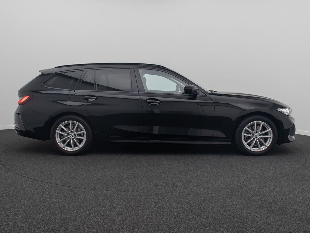BMW 320 2023 г. Чёрный, пробег 44343 км