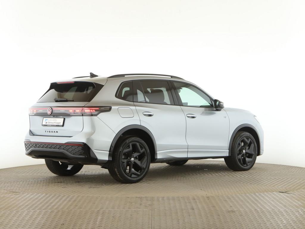 Volkswagen Tiguan 2026 г. Серебристый, пробег 18723 км