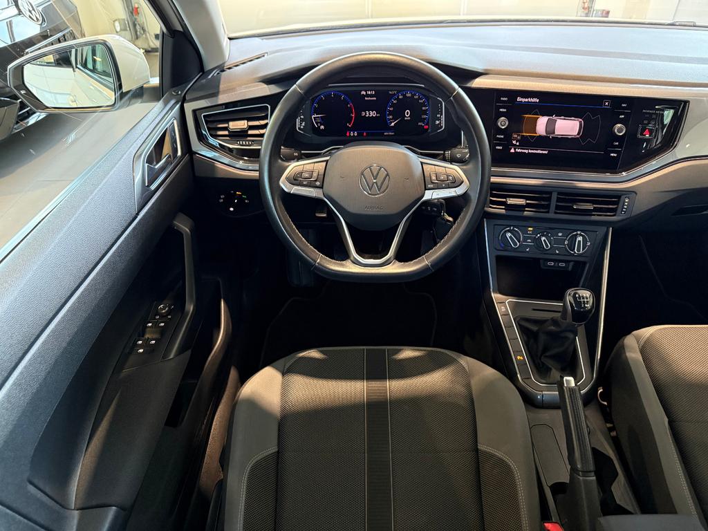 Volkswagen Polo 2022 г. Белый, пробег 59999 км