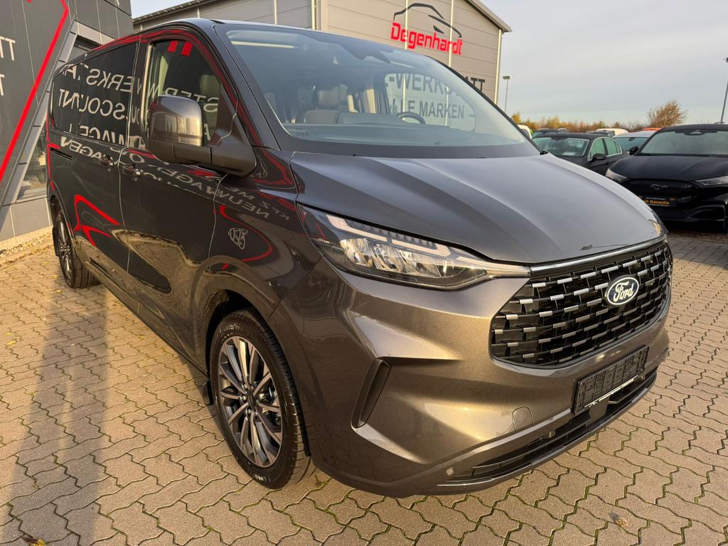 Ford Tourneo Custom 2026 г. Серый, пробег 50 км