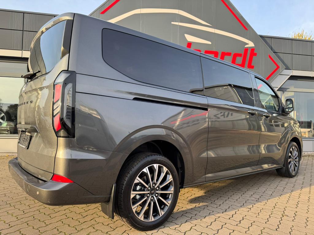 Ford Tourneo Custom 2026 г. Серый, пробег 50 км
