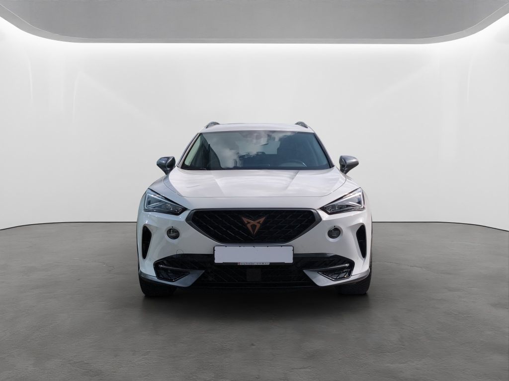 Cupra Formentor 2024 г. Белый, пробег 50695 км