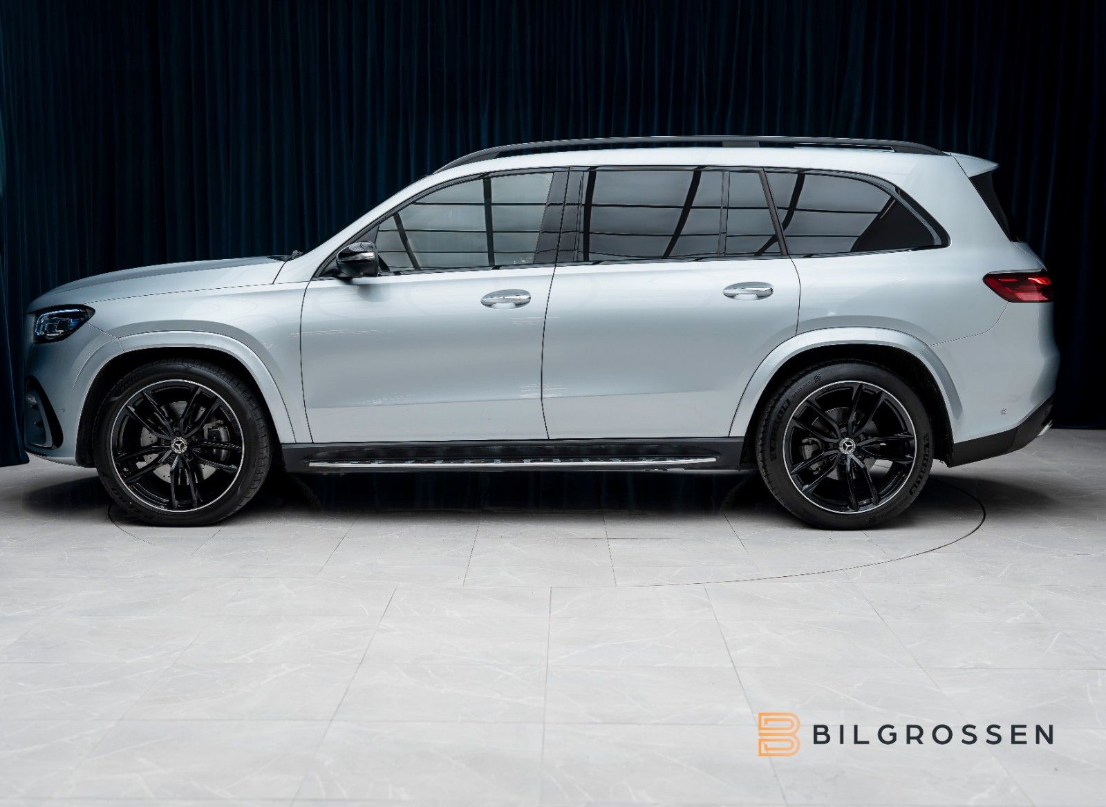Mercedes-Benz GLS 450 2024 г. Серебристый, пробег 36000 км
