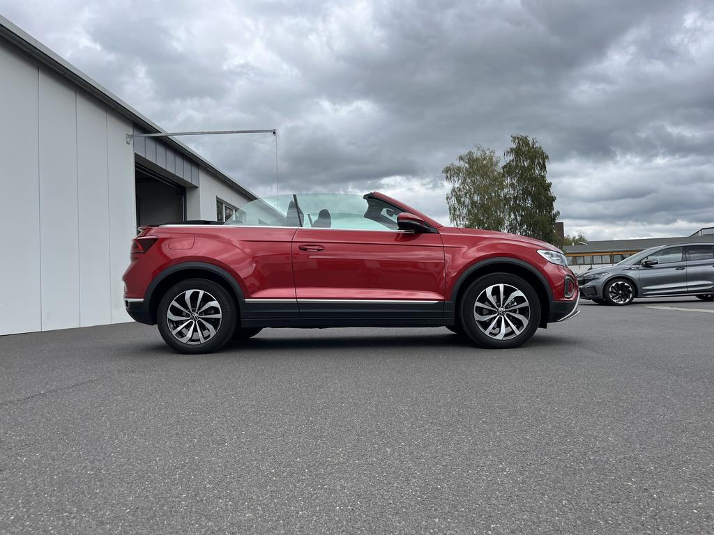 Volkswagen T-Roc 2022 г. Красный, пробег 25331 км