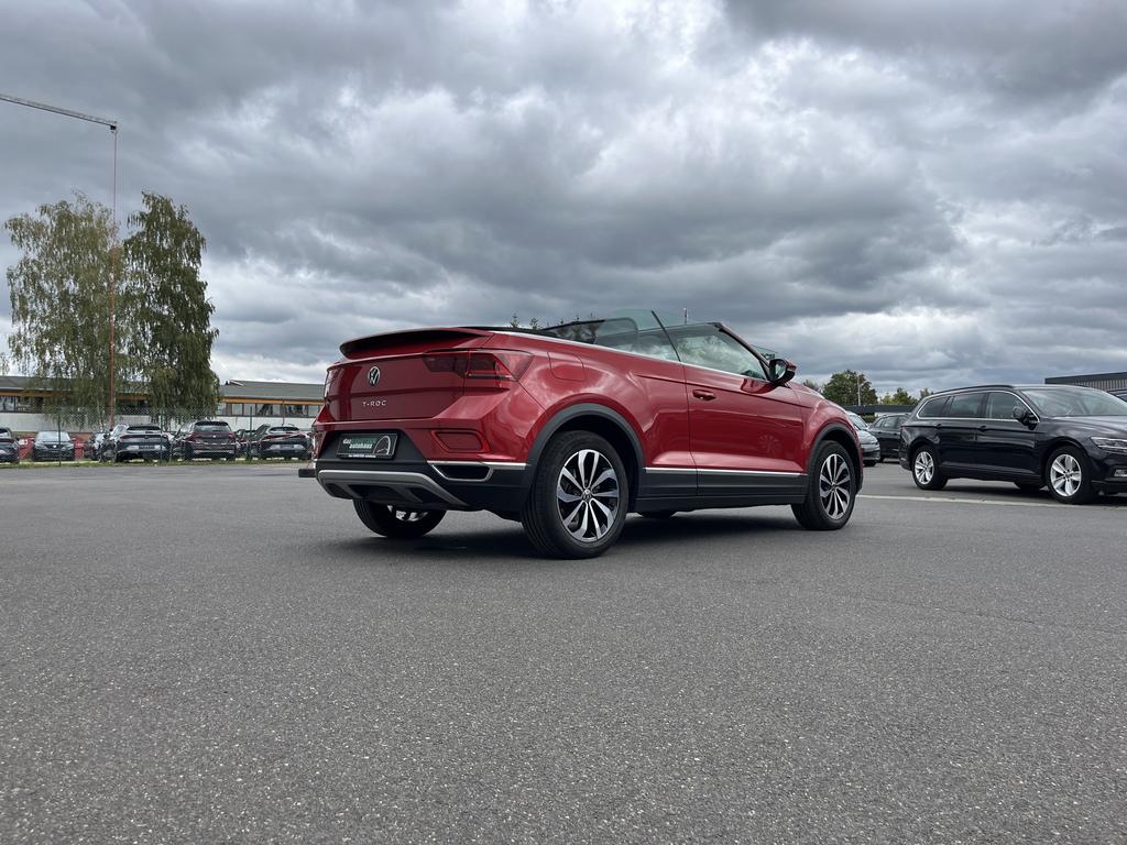 Volkswagen T-Roc 2022 г. Красный, пробег 25331 км