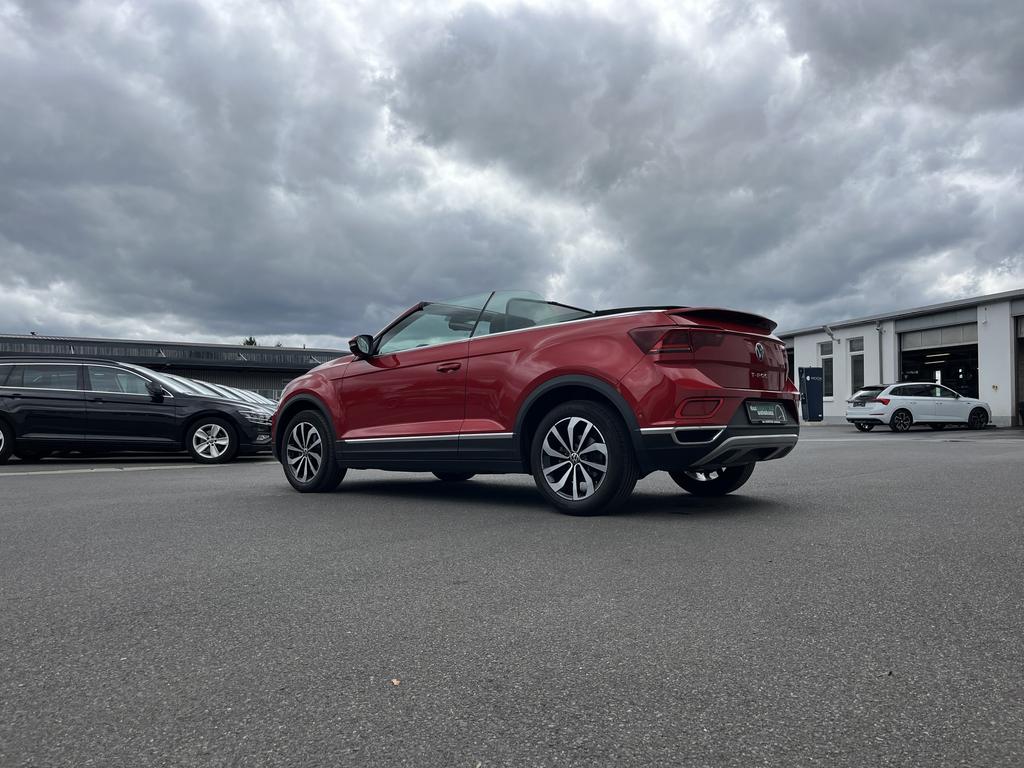 Volkswagen T-Roc 2022 г. Красный, пробег 25331 км