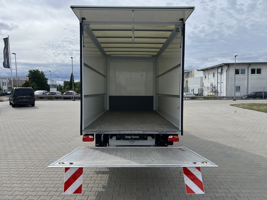 Mercedes-Benz SPRINTER 2025 г. Белый, пробег 37981 км