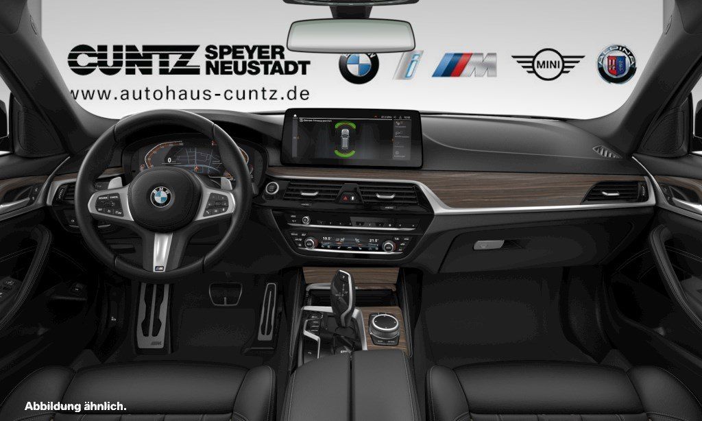 BMW 530 2023 г. Серый, пробег 57382 км