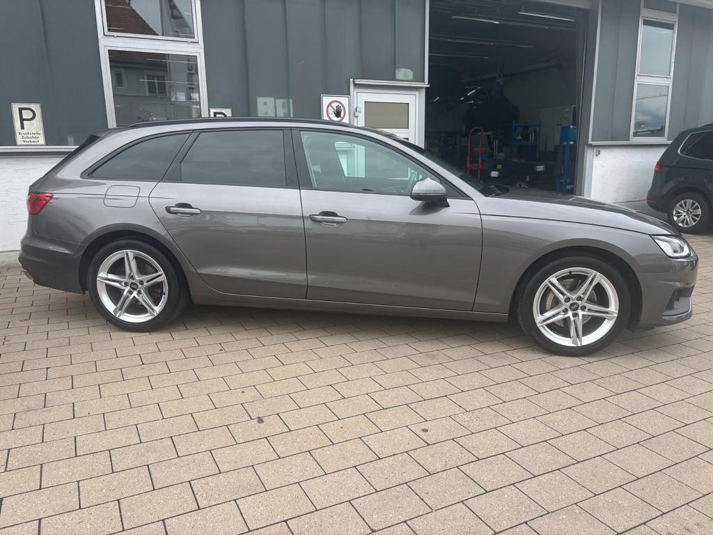 Audi A4 2022 г. Серый, пробег 47340 км
