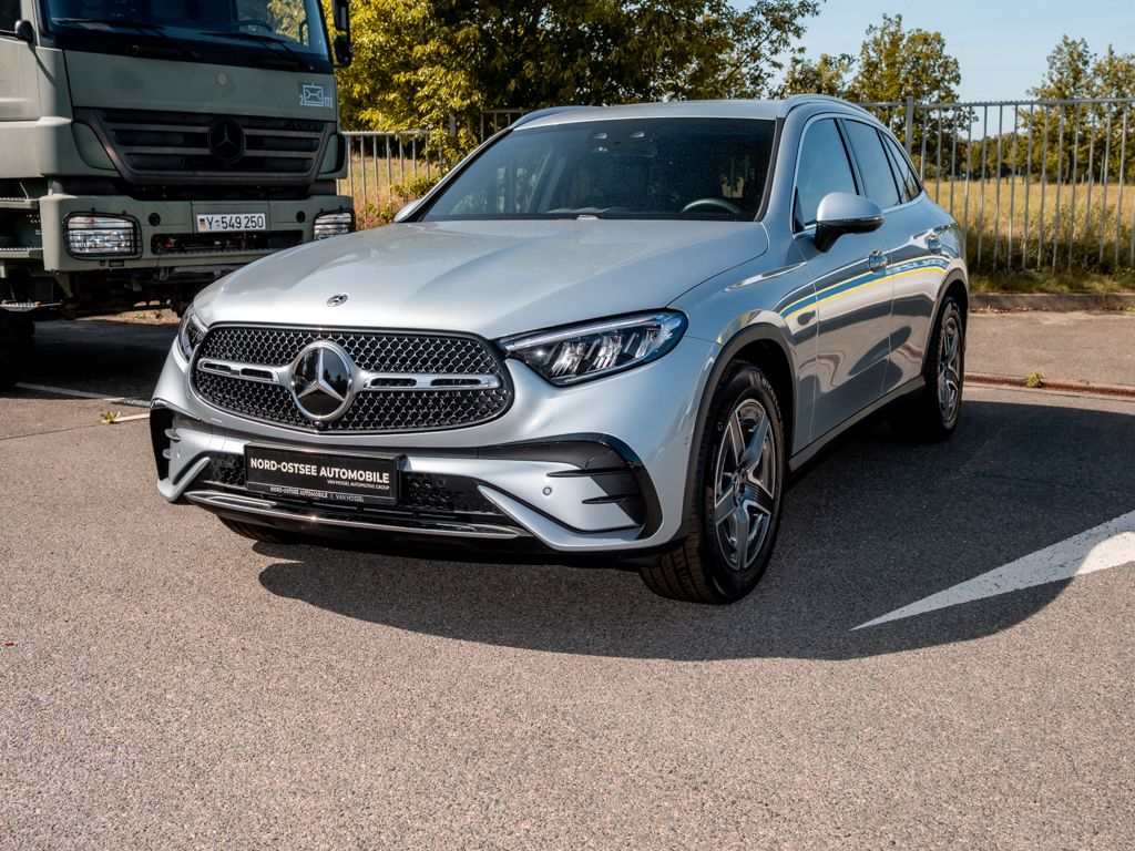 Mercedes-Benz GLC 300 2025 г. Серебристый, пробег 15741 км