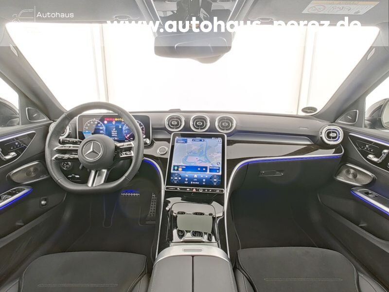 Mercedes-Benz C 300 2025 г. Серый, пробег 26272 км