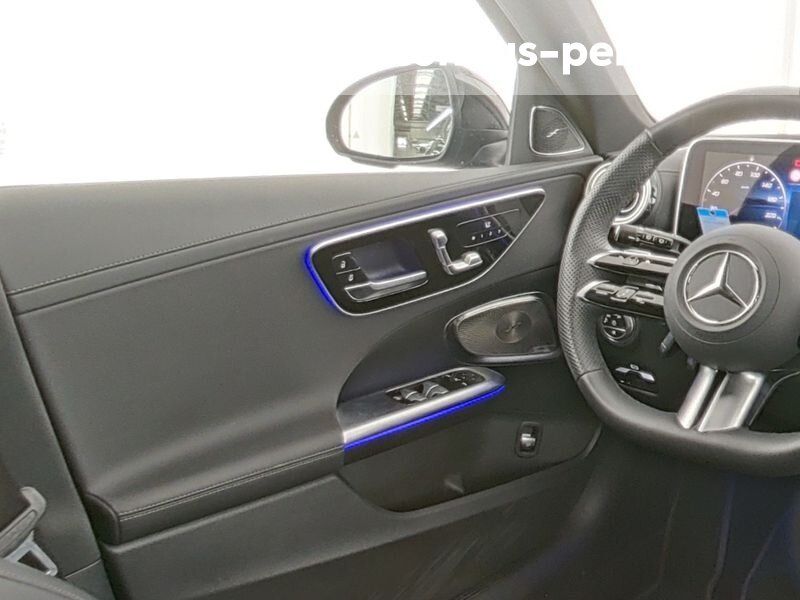 Mercedes-Benz C 300 2025 г. Серый, пробег 26272 км