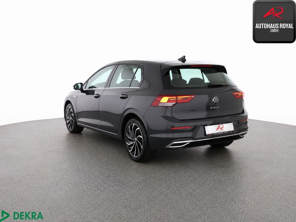 Volkswagen Golf 2024 г. Серый, пробег 45112 км