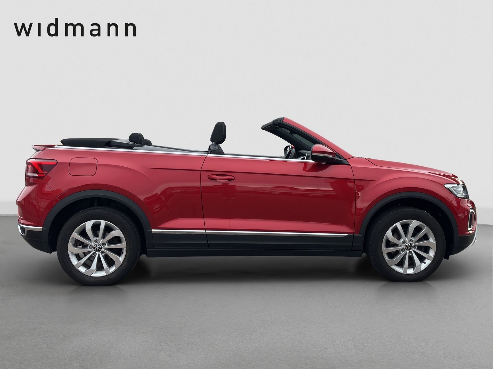 Volkswagen T-Roc 2023 г. Красный, пробег 40890 км