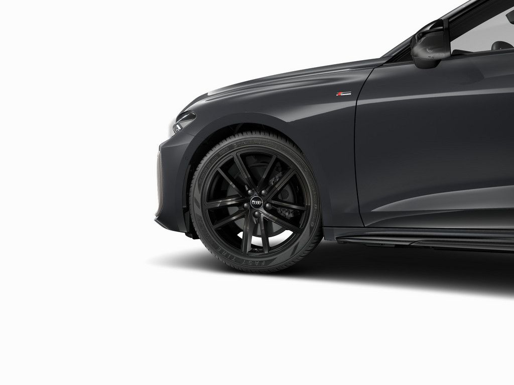 Audi A5 2025 г. Серый, пробег 15000 км