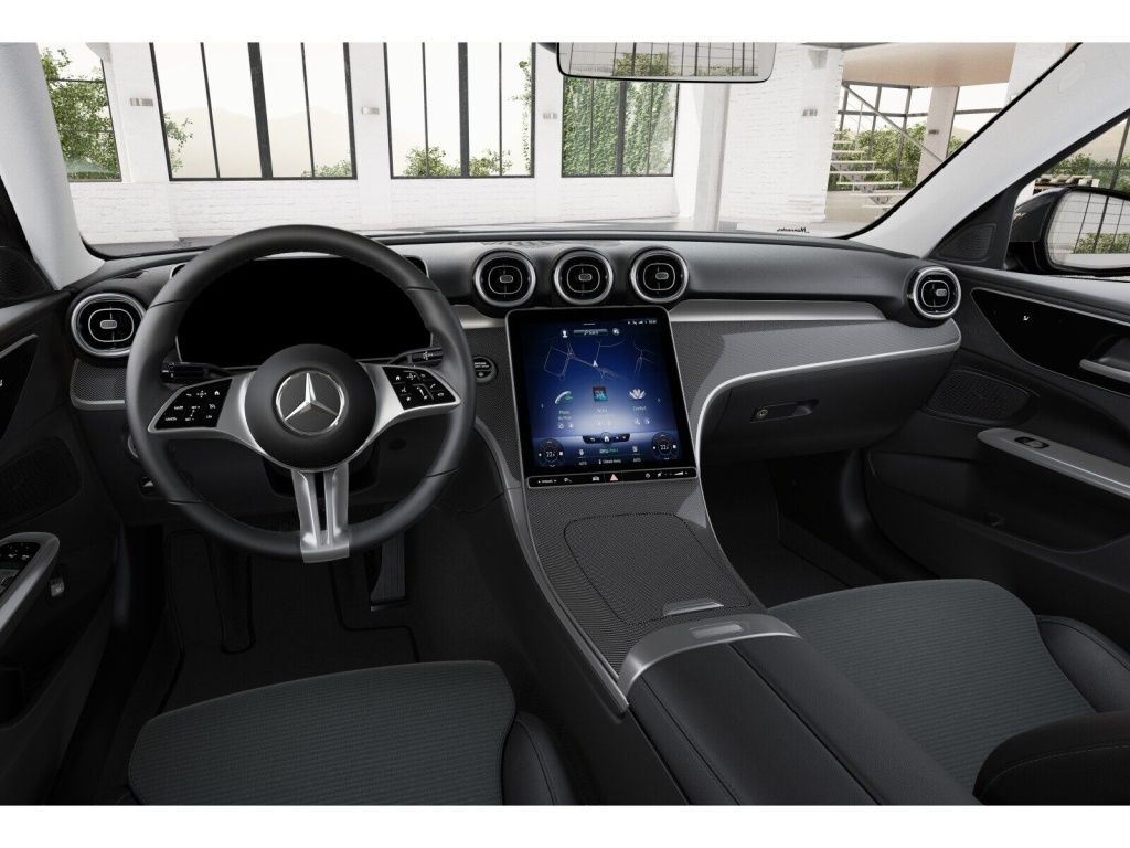 Mercedes-Benz C 180 2022 г. Чёрный, пробег 40575 км
