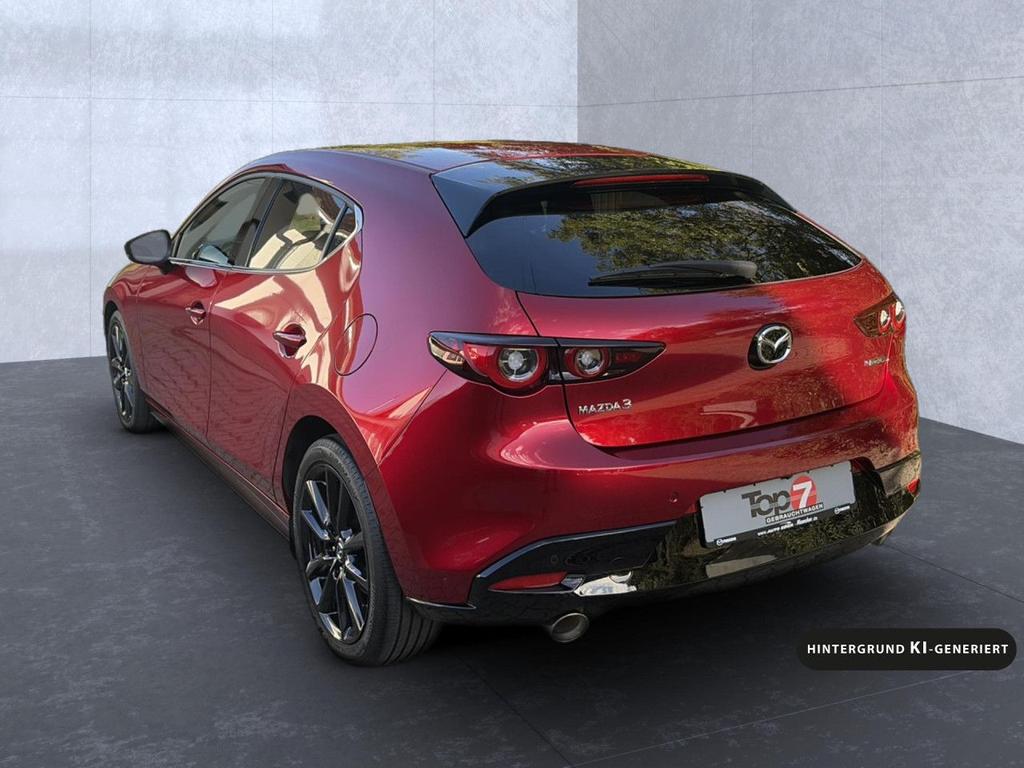 Mazda 3 2022 г. Красный, пробег 42076 км