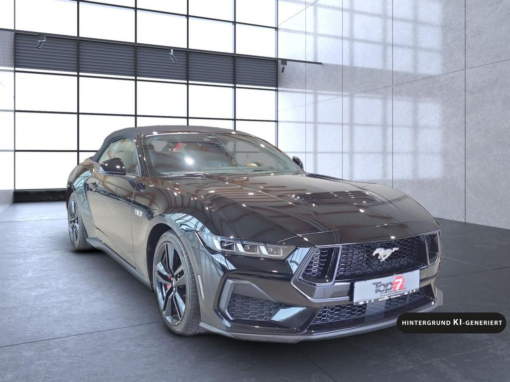 Ford Mustang 2024 г. Чёрный, пробег 26008 км