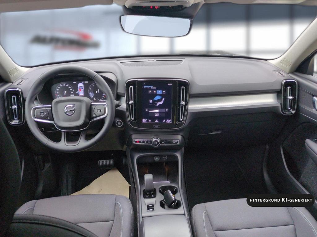 Volvo XC40 2021 г. Серый, пробег 54200 км