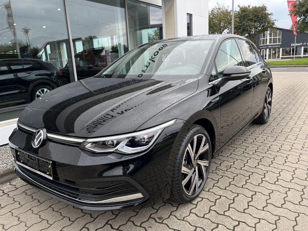 Volkswagen Golf 2024 г. Чёрный, пробег 30450 км