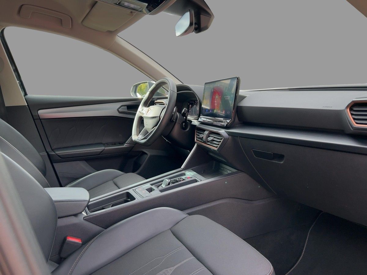 Cupra Leon 2023 г. Серый, пробег 55399 км