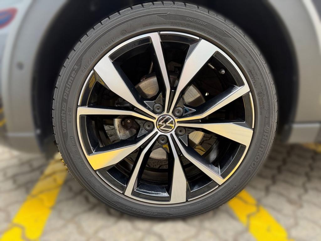 Volkswagen Taigo 2022 г. Чёрный, пробег 27920 км