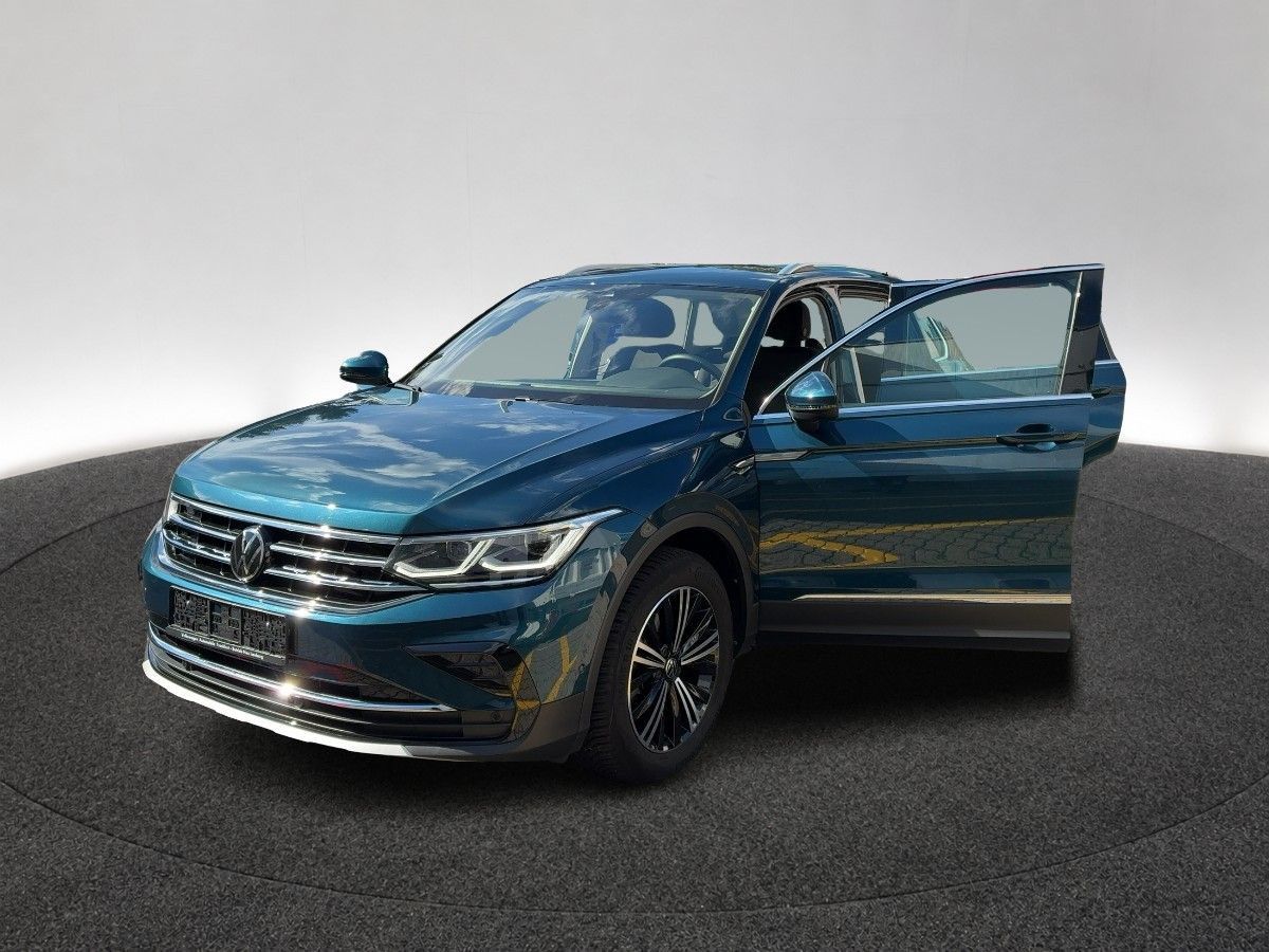 Volkswagen Tiguan 2023 г. Синий, пробег 36217 км
