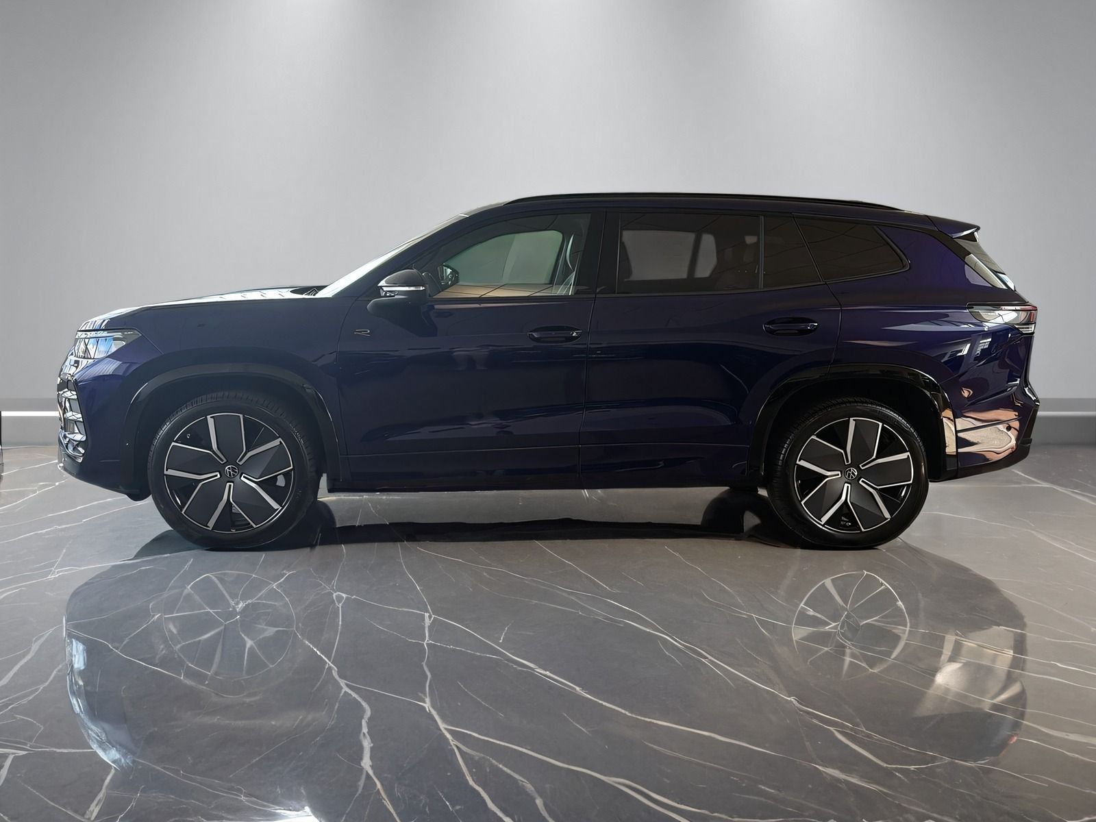Volkswagen Tayron 2025 г. Фиолетовый, пробег 29451 км