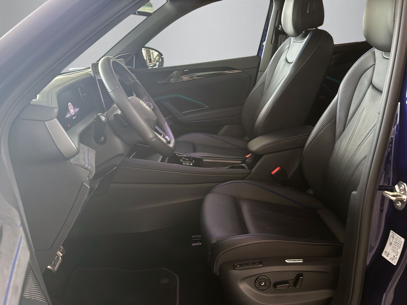 Volkswagen Tayron 2025 г. Фиолетовый, пробег 29451 км