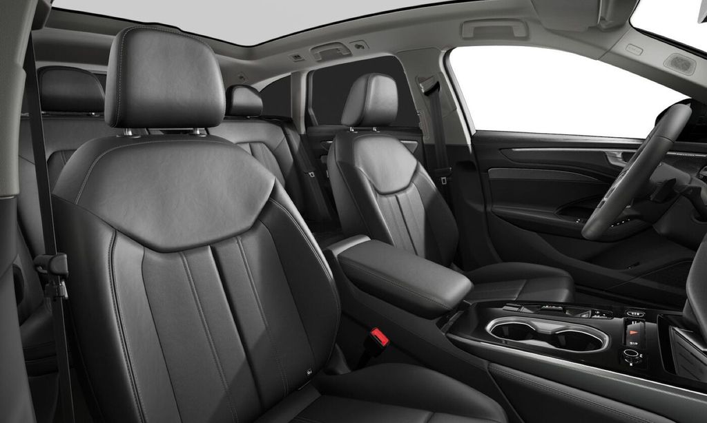 Audi A6 2025 г. Синий, пробег 18300 км