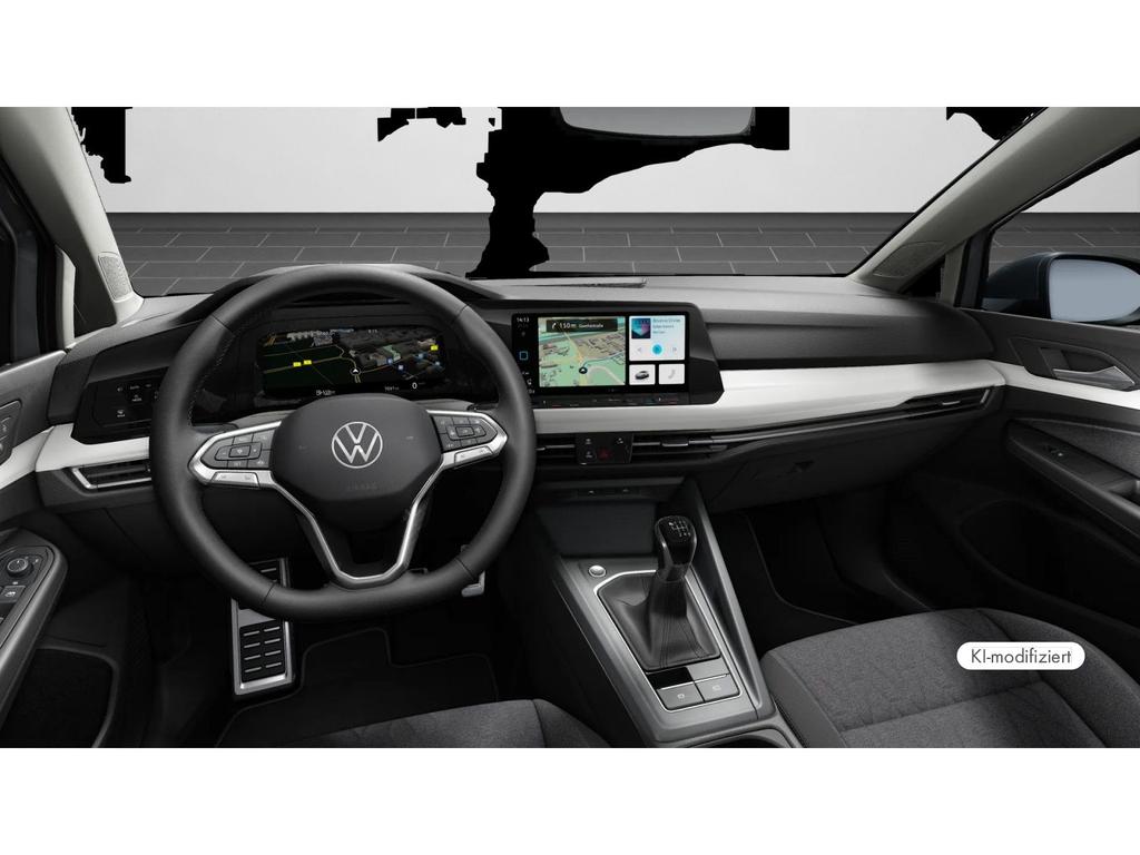 Volkswagen Golf 2024 г. Серый, пробег 30100 км