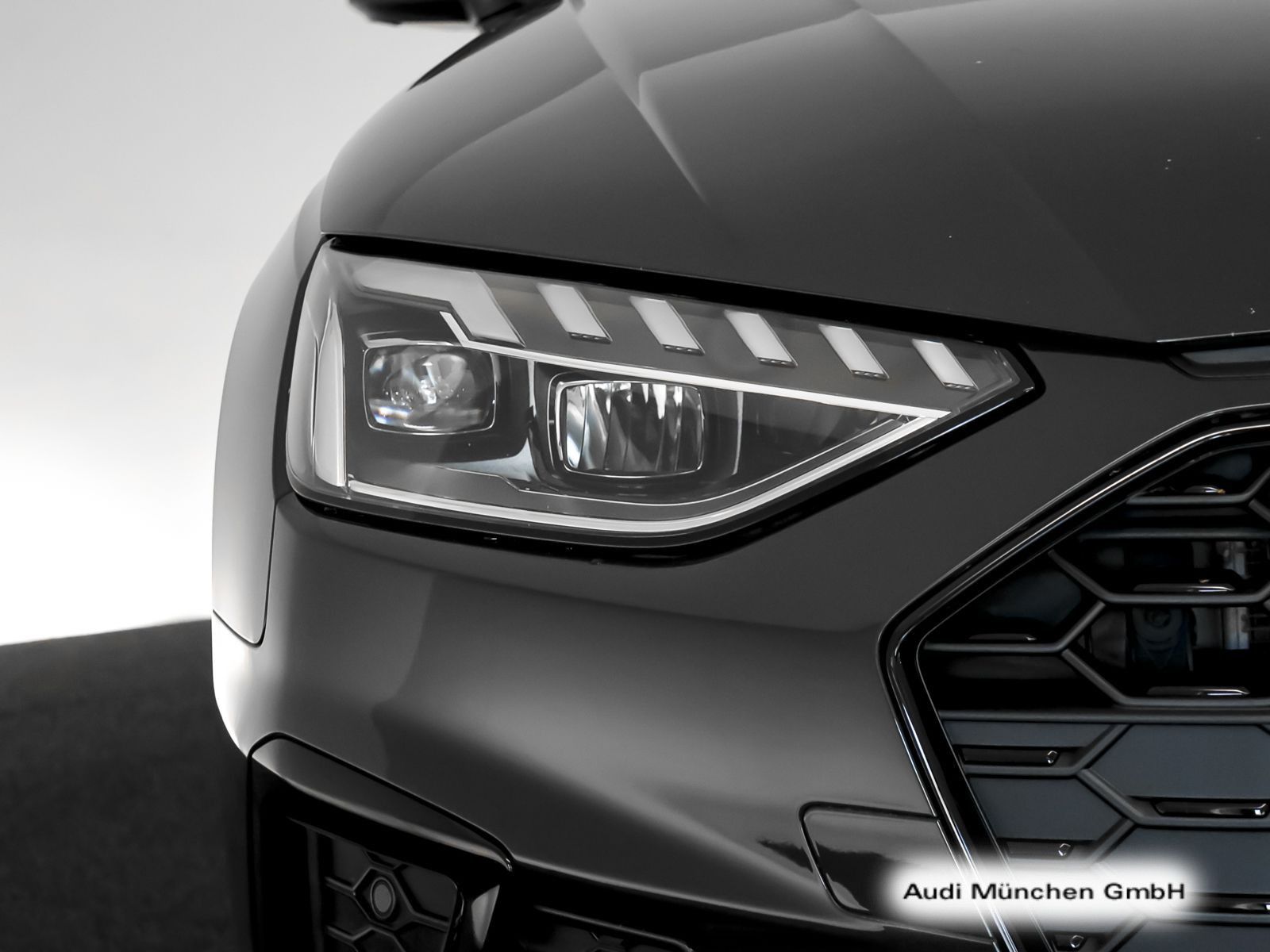 Audi S4 2023 г. Зелёный, пробег 50831 км
