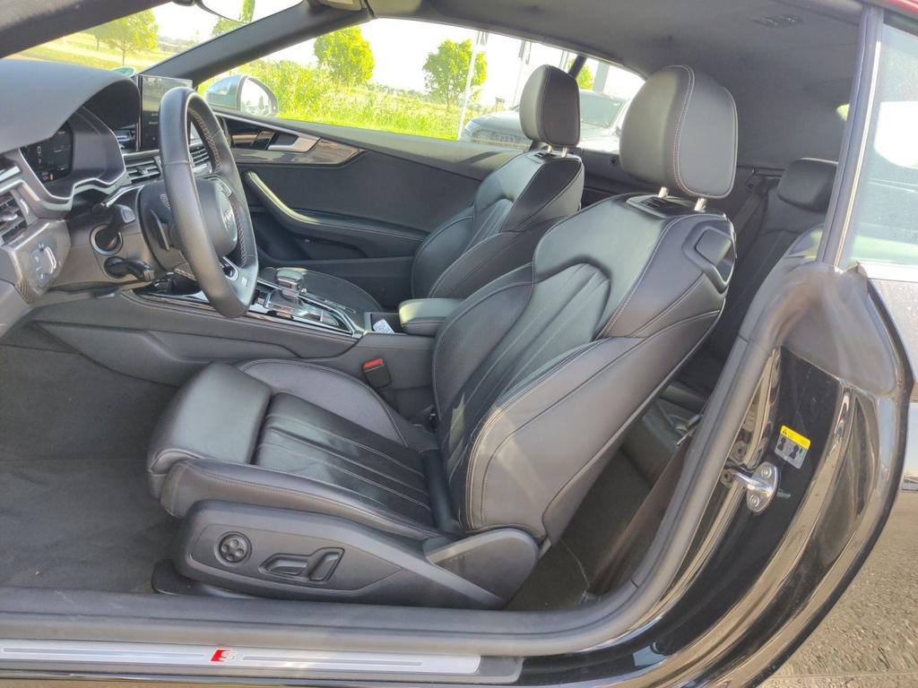 Audi S5 2024 г. Чёрный, пробег 38400 км