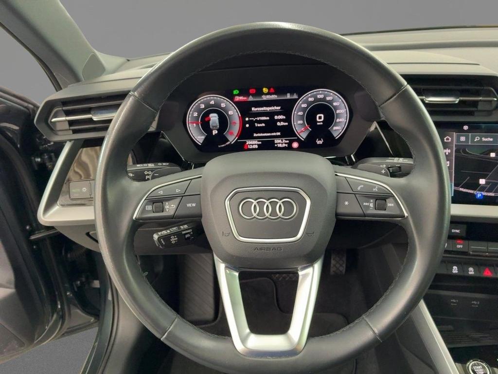 Audi A3 2023 г. Зелёный, пробег 29683 км