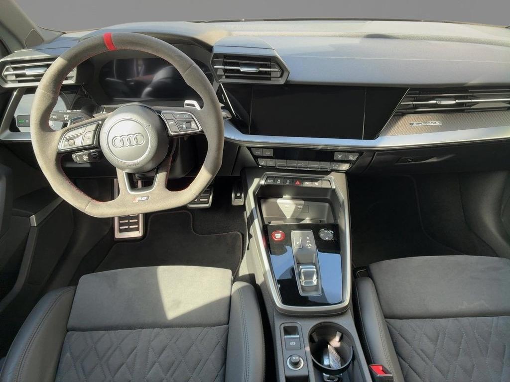 Audi RS3 2022 г. Серый, пробег 40217 км