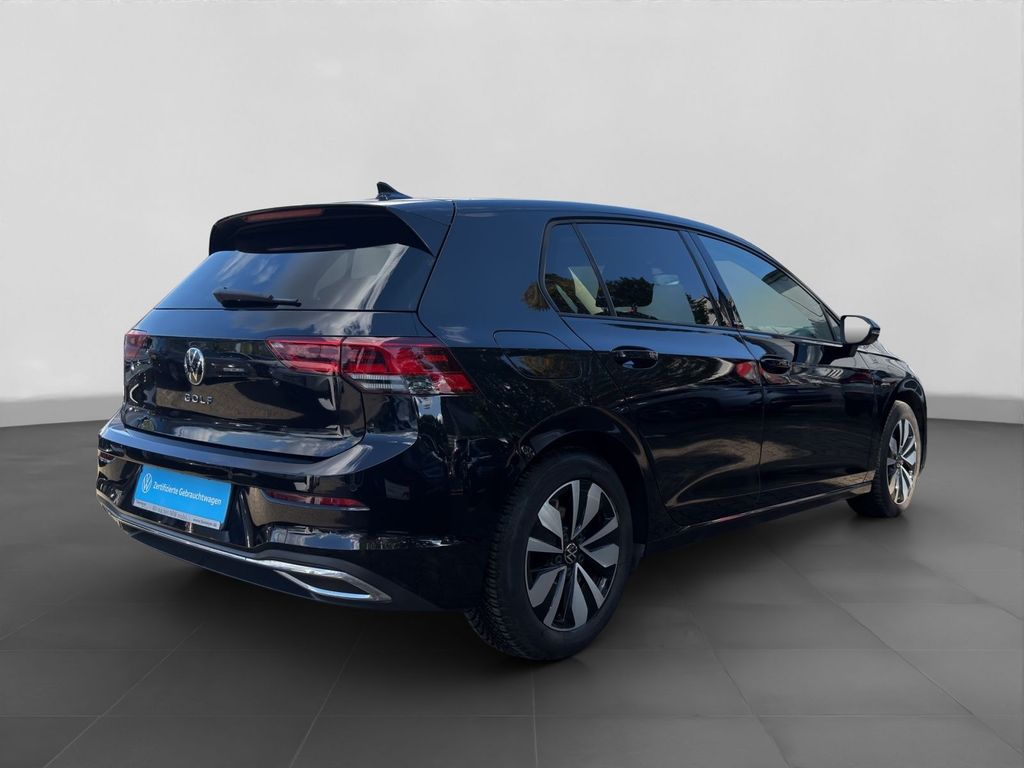 Volkswagen Golf 2023 г. Чёрный, пробег 58631 км